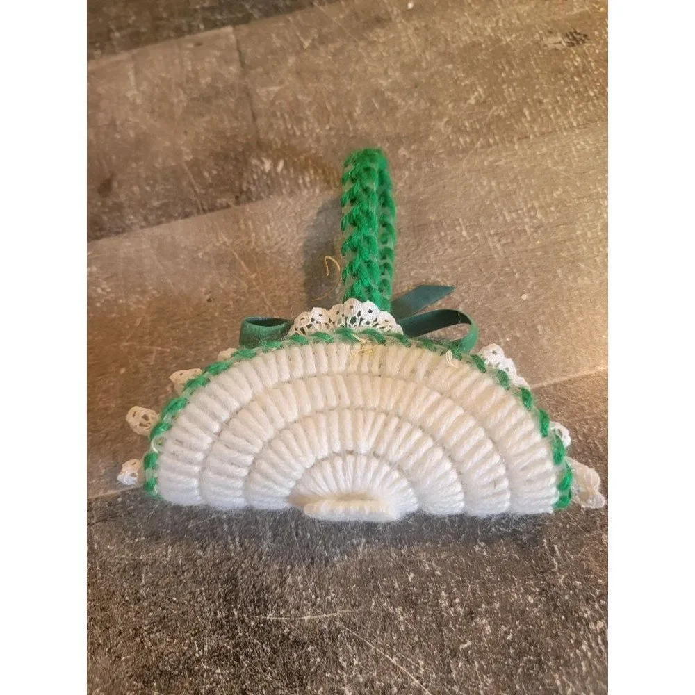 Crochet white green handmade mistletoe basket ornament Xmas Decor‎ knit